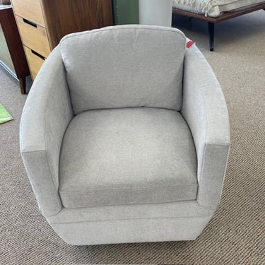 Swivel Chair<br />Detached Back Cushion<br />Linen Color Fabric<br />W 32 x D 35 x H 29