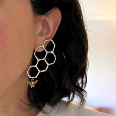 Honeycomb Oversized Studs in Sterling Silver with Dangling Bee 