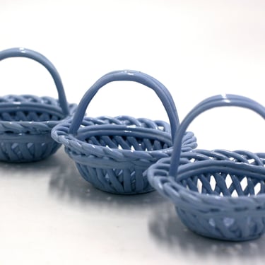 vintage party favor baskets blue ceramic set of three 