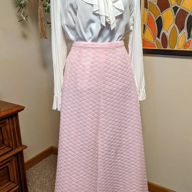 Vintage 1970s Pastel Pink & White Domino Print Quilted Texture Polyester Hostess Style Maxi Skirt 