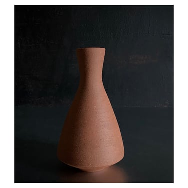 SHIPS NOW- 8" Stoneware Vase in Raw Terra Cotta Hued Clay by Sara Paloma Pottery. Minimalist Vase for Flower Arrangements and Floral Design 