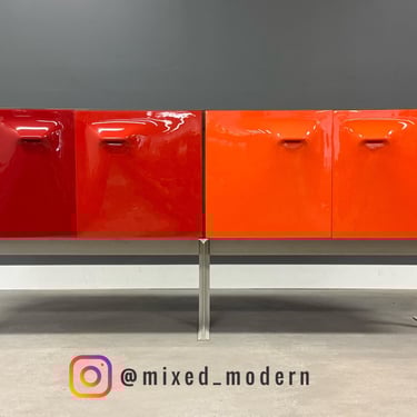 Raymond Loewy DF 2000 French Credenza 