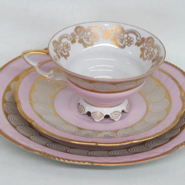 Mitterteich Germany 020 Pink and Gold Tea Cup Saucer and Dessert Plate Set 3478B