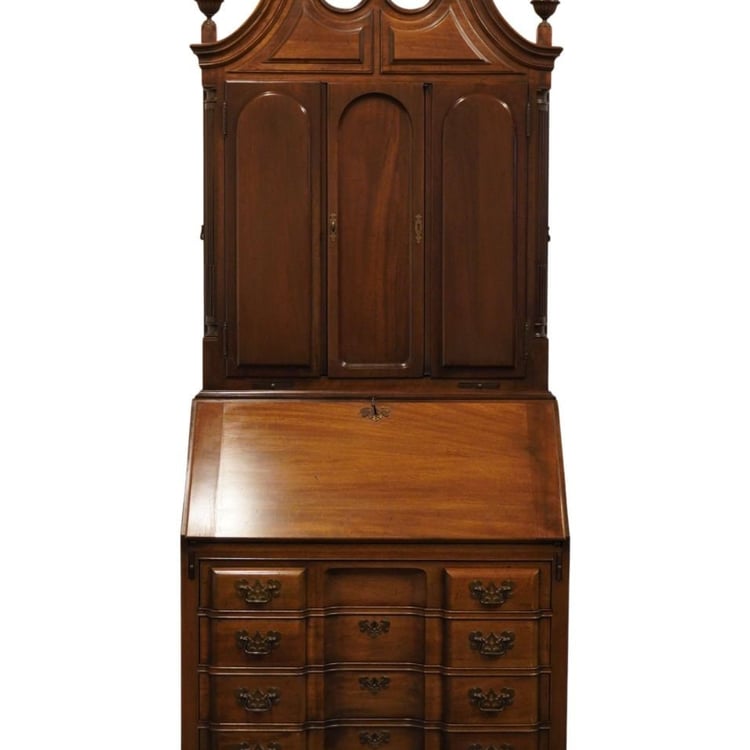 MADDOX FURNITURE Solid Pecan Traditional British Imperial Style 38