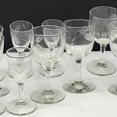 Vintage Sasaki Set of (10)  Crystal  Aperitif  Cordial Glass Wheat Etched Design Great Condition 