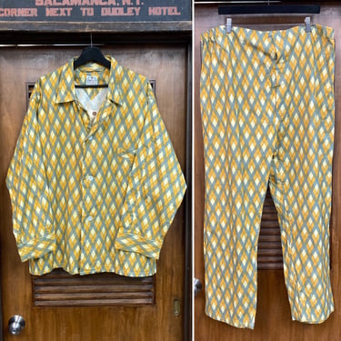 Vintage 1950’s Size XL Atomic Diamond Argyle Flannel Rockabilly PJ Shirt Pajama 2-Piece Set, Vintage Clothing 