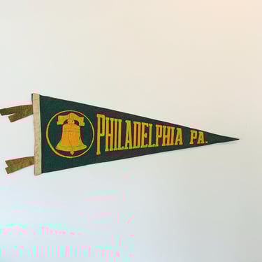 Vintage Philadelphia Pennsylvania Souvenir Pennant Liberty Bell 