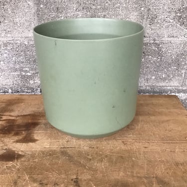 Sage Green Ceramic Pot (Seattle)