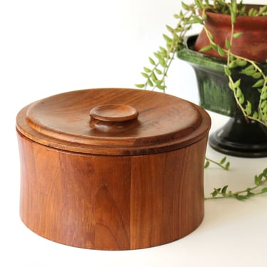 Dansk Denmark Mid Century Teak Wood Round Ice Bucket with Beveled Lid - MCM Vintage Barware 