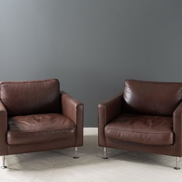 Pair of Nienkämper Leather Lounge Chairs