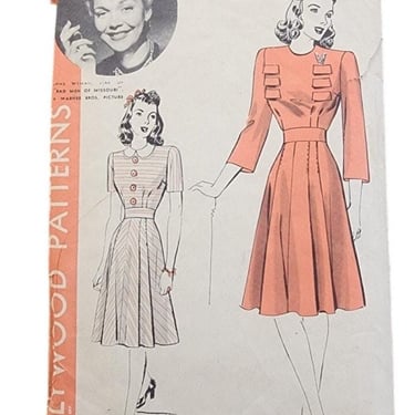 Vintage 40s Sewing Pattern ORIGINAL:  Jane Wyman Dress Hollywood Patterns 758 