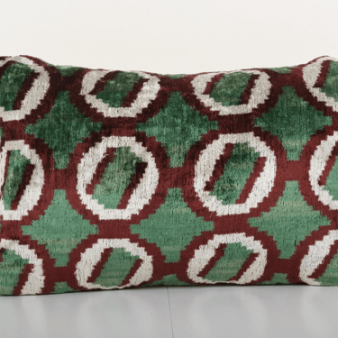 Green Silk Ikat Velvet Pillow Cover, Silk Ethnic Velvet | 15 x 22
