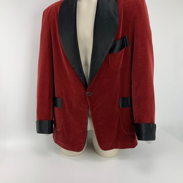 1940'S Velvet Lounge Robe - Smoking Jacket - Maroon Cotton Velvet with Black Satin Shawl Collar & Lining - Men's Size Large 