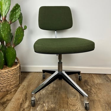 Mid Century KNOLL Rolling Office Chair 