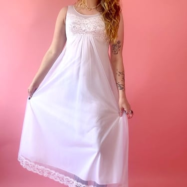 60's White Lace Nightie w/ Pearl Details