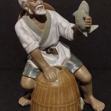 Vintage Chinese Shiwan Ceramic Mudman Fisherman Sculpture 7" 