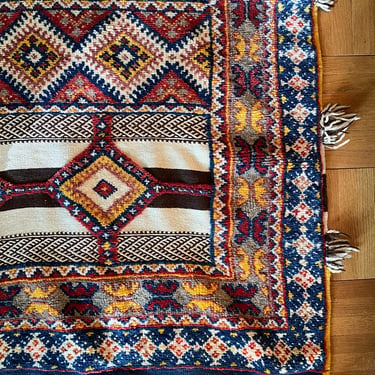 Vintage Moroccan Berber Tribal Rug 8' by 5' 