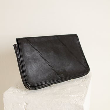 Vintage black leather clutch (2038) 