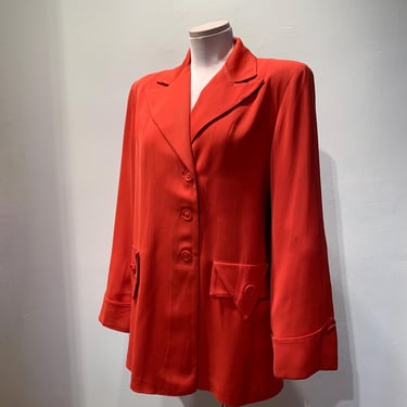 1940'S SWING COAT - Red Rayon Gabardine - Shoulder Pads - Cloth Covered Buttons - Cool Pocket Details - Women's Medium 