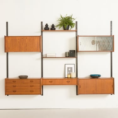 Scandinavian mid century 3 bay wall unit in teak, Norway, 1960s 