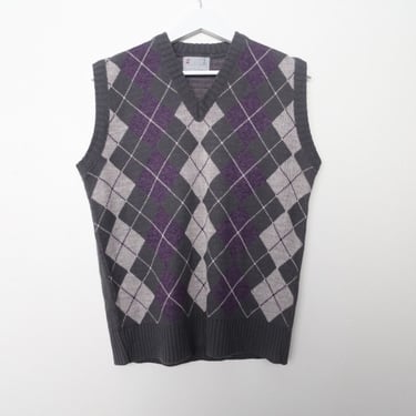 vintage ARGYLE sweater vest LE TIGRE grey and purple sleeveless vintage pullover argyle vest -- men's size small 