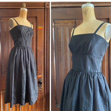 Adorable vintage ‘70s swishy taffeta dress | formal little black dress or sundress, XXS 