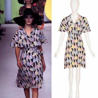 Chloé by Karl Lagerfeld 1996 S/S Runway Vintage Novelty Print Silk Capelet Dress Sz M 