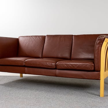 Danish Modern Beech & Leather Sofa - (323-059) 