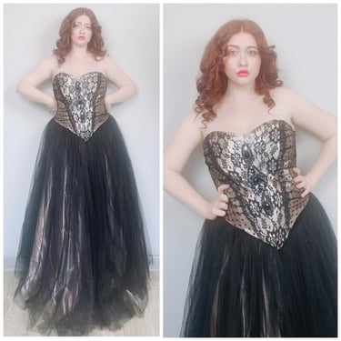 1990s Vintage Jessica McClintock Goth Lace Ballgown / 90s Glitter Full Skirt Tulle Strapless Prom Dess / Size Large 