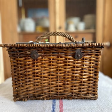 Lovely rustic vintage French rattan basket with metal closer 