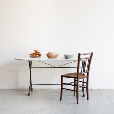 Oval Marble Bistro Table with Shell Base