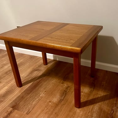 Vintage Danish Teak Side / End Table - Free Shipping 