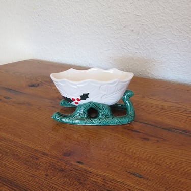 Vintage Ceramic Christmas Sleigh Bowl Trinket Dish 