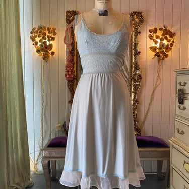 vintage 1950s gray lace and nylon slip s/m fit and flare 50s lingerie pin up vlv 