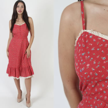 70s Red Calico Floral Bohemian Sundress / Peasant Tiny Flower Print Dress / Prairie Waist Tie Gardening Tiered Mini 