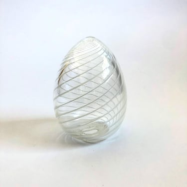 Large Art Glass Egg 