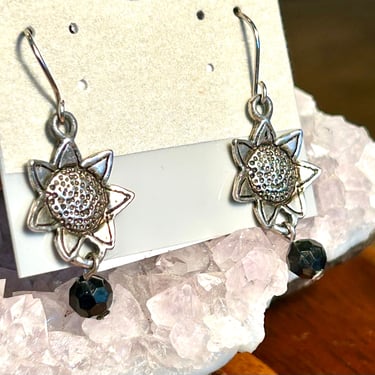 Vintage Sunflower Earrings Retro 90s Silver Tone Flower Black Stone UTI Jewelry Gift 