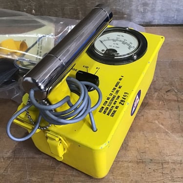 Cold War Geiger Counter (Tacoma)