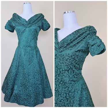 1980s Vintage Forest Green Brocade Party Dress / 80s / Eighties Off Shoulder Floral Fit and Flare Gown / Size  Medium 