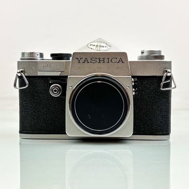 Yashica J Penta 35mm Film Camera with Shutter Release Grip | Screw Mount | Full Frame Vintage Photography 