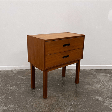 end table 1313