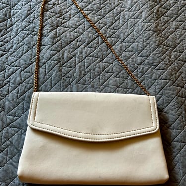 White leather 1980s “HL USA” convertible clutch shoulder bag with gold chain strap 