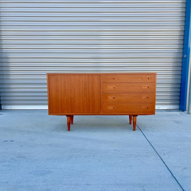 1960s Danish Modern Teak Credenza by Carlo Jensen for Hundevad & Co 