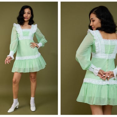 Vintage 1970s 70s Mint Green Swiss Dot Mini Dress w/ Square Neckline, Crochet Lace, Empire Waist, Bishop Sleeves 