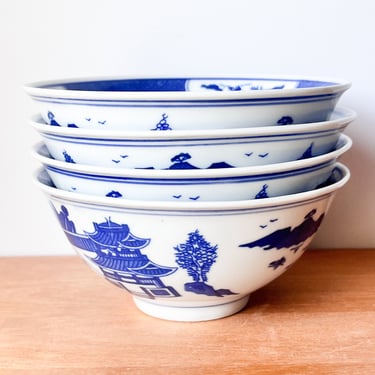 Set of Porcelain Blue and White Small Bowls. Four Chinese Chinoiserie Appetizer Sized Bowls. 