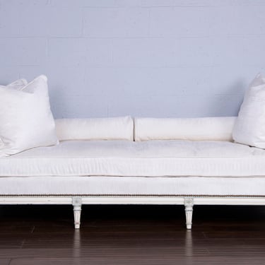 French Parisian Maison Gouffé Louis XVI Style Painted Daybed W/ Buttery White Fabric 
