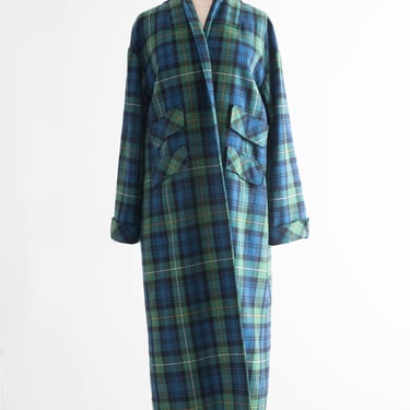 Classic 1950's Pendleton Wool Plaid Duster Coat With Pockets Galore / Medium