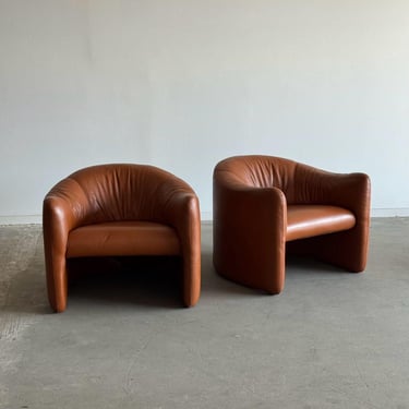 Pair of Leather Chairs by Metropolitan - Pair 