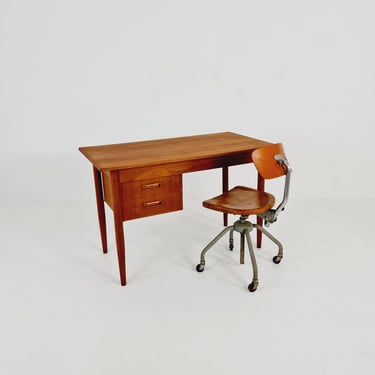 Mid century Danish teak desk By Gunnar Nielsen for Tiberaard 1960s 