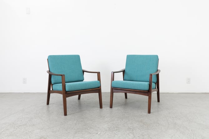 Pair of Turquoise Easy Chairs by Knoll